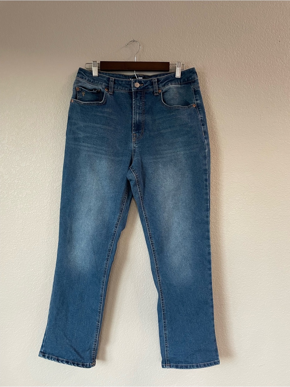 Frye Women’s Jeans Size 6 28 Medium Wash Cropped Stretch Denim 27.5”